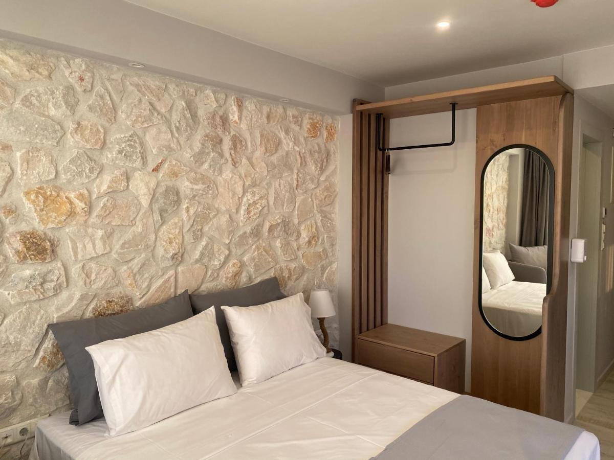 Kali Thea Suites Néosz Marmarász Kültér fotó