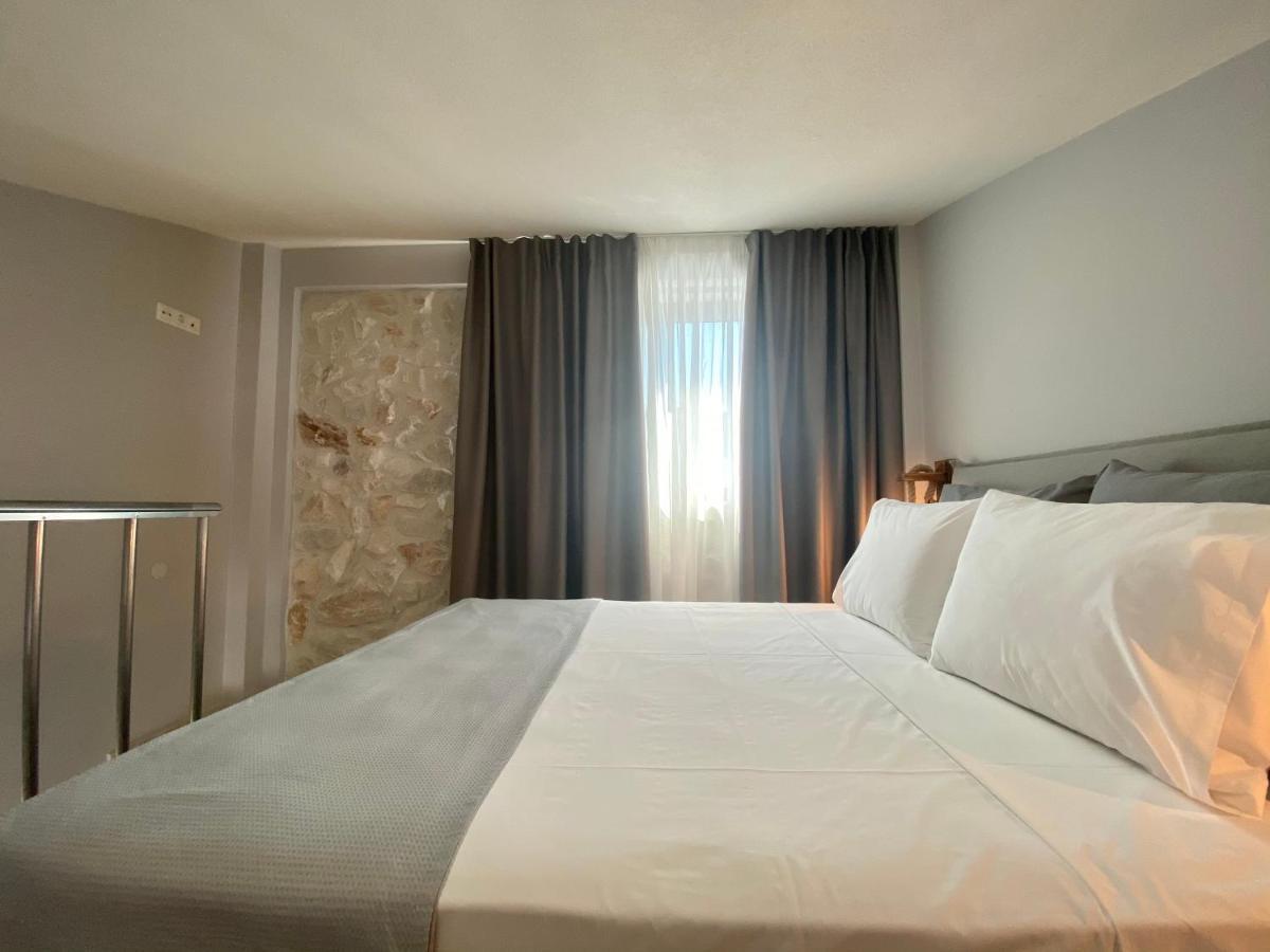 Kali Thea Suites Néosz Marmarász Kültér fotó