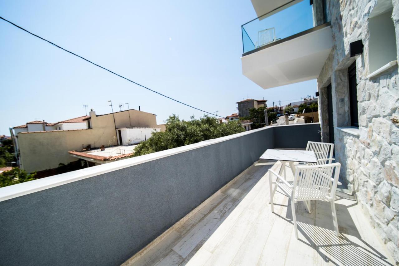 Kali Thea Suites Néosz Marmarász Kültér fotó