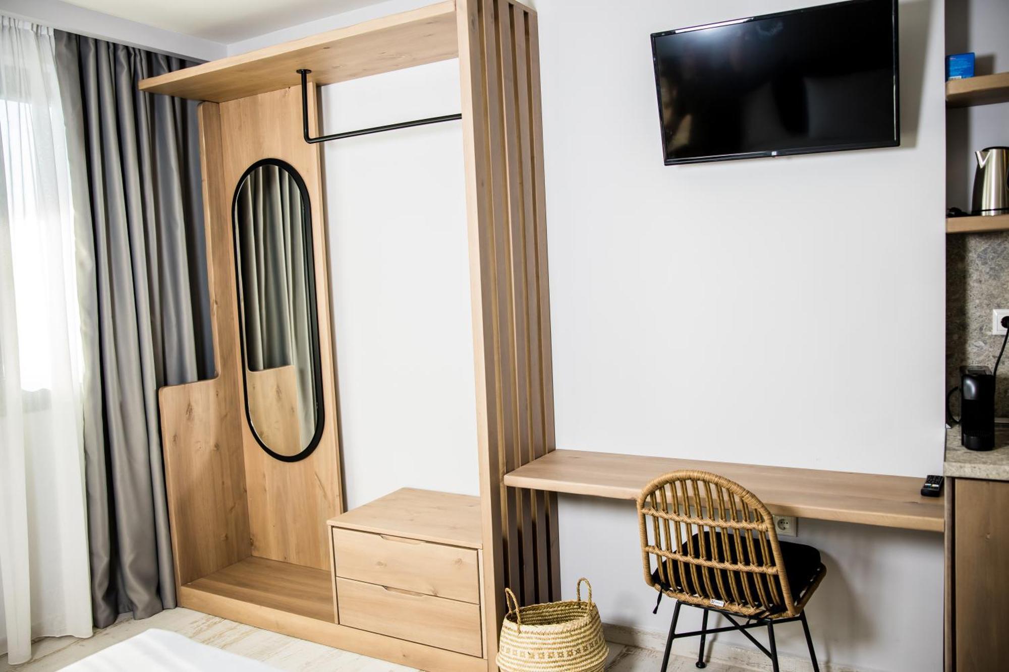 Kali Thea Suites Néosz Marmarász Kültér fotó